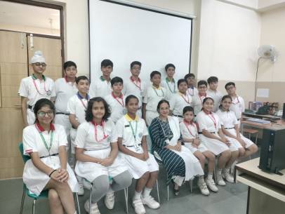 American Montessori Public School