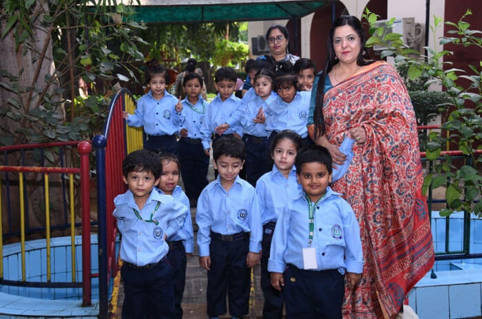 American Montessori Public School