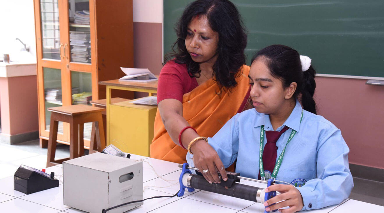 American Montessori Public School