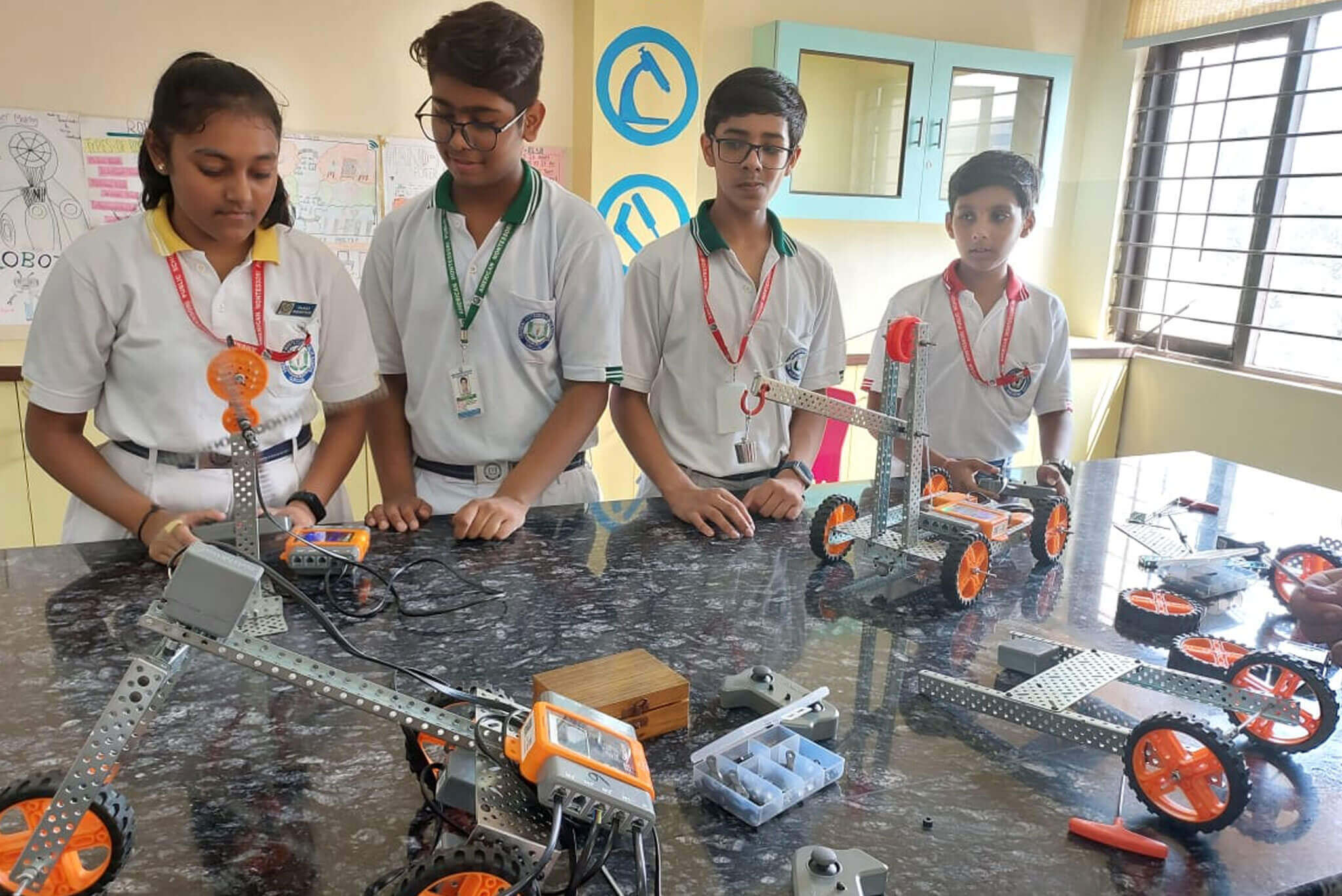 American Montessori Public School