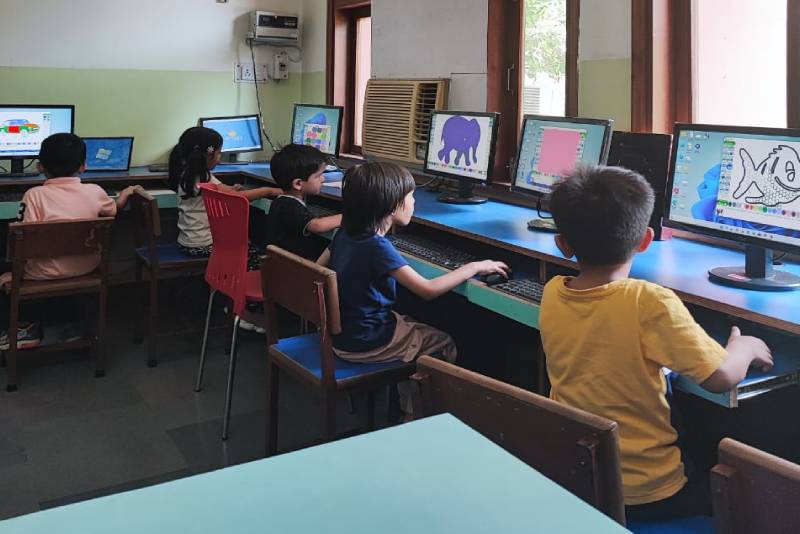 American Montessori Public School