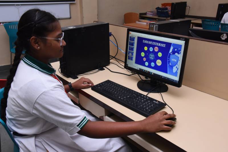 American Montessori Public School