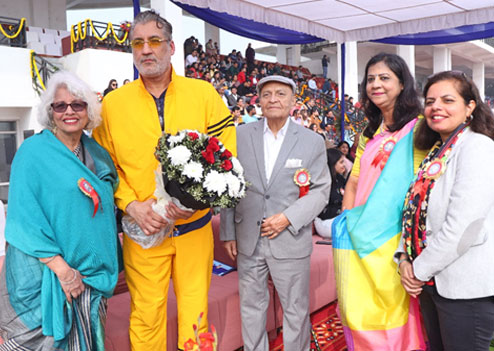 American Montessori Public School