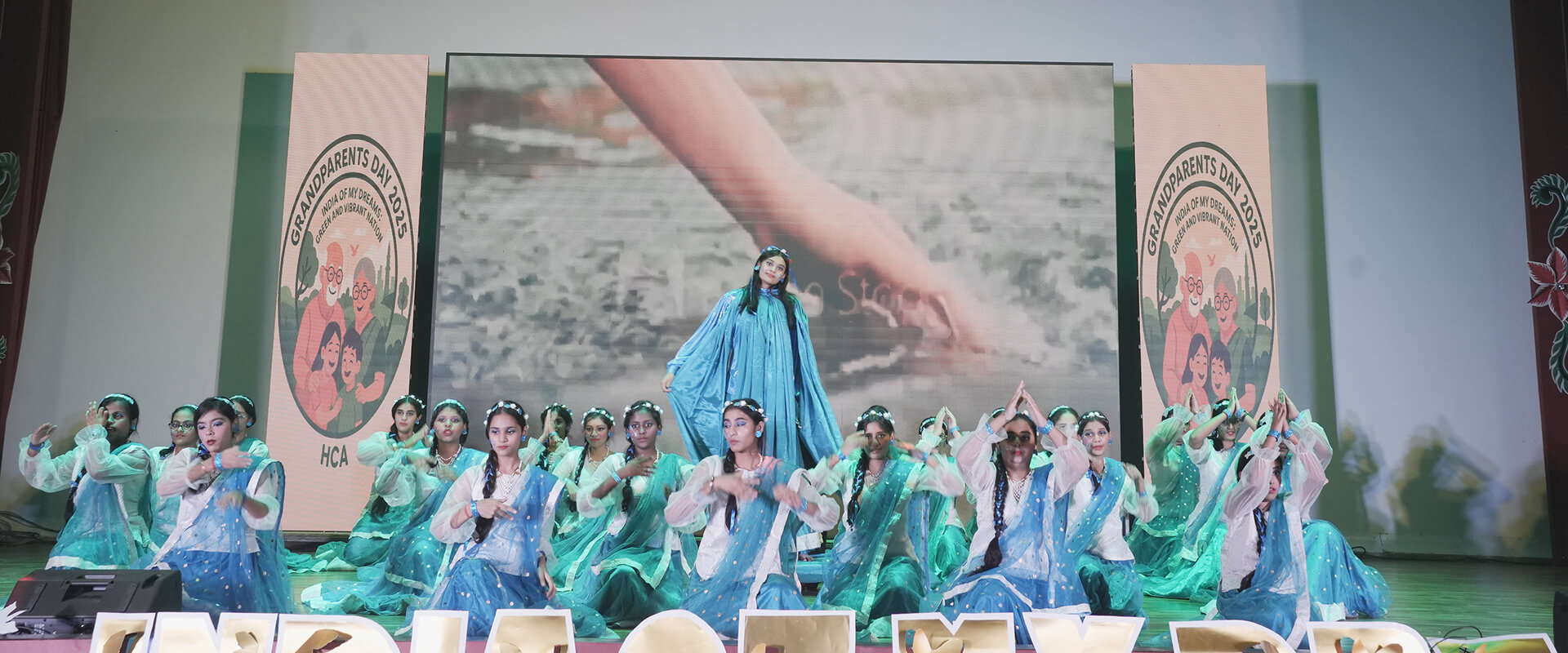 Holy Child Auxilium School